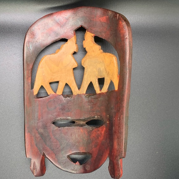 African Wooden Carved Mask with Elephants - Picture 2 of 7